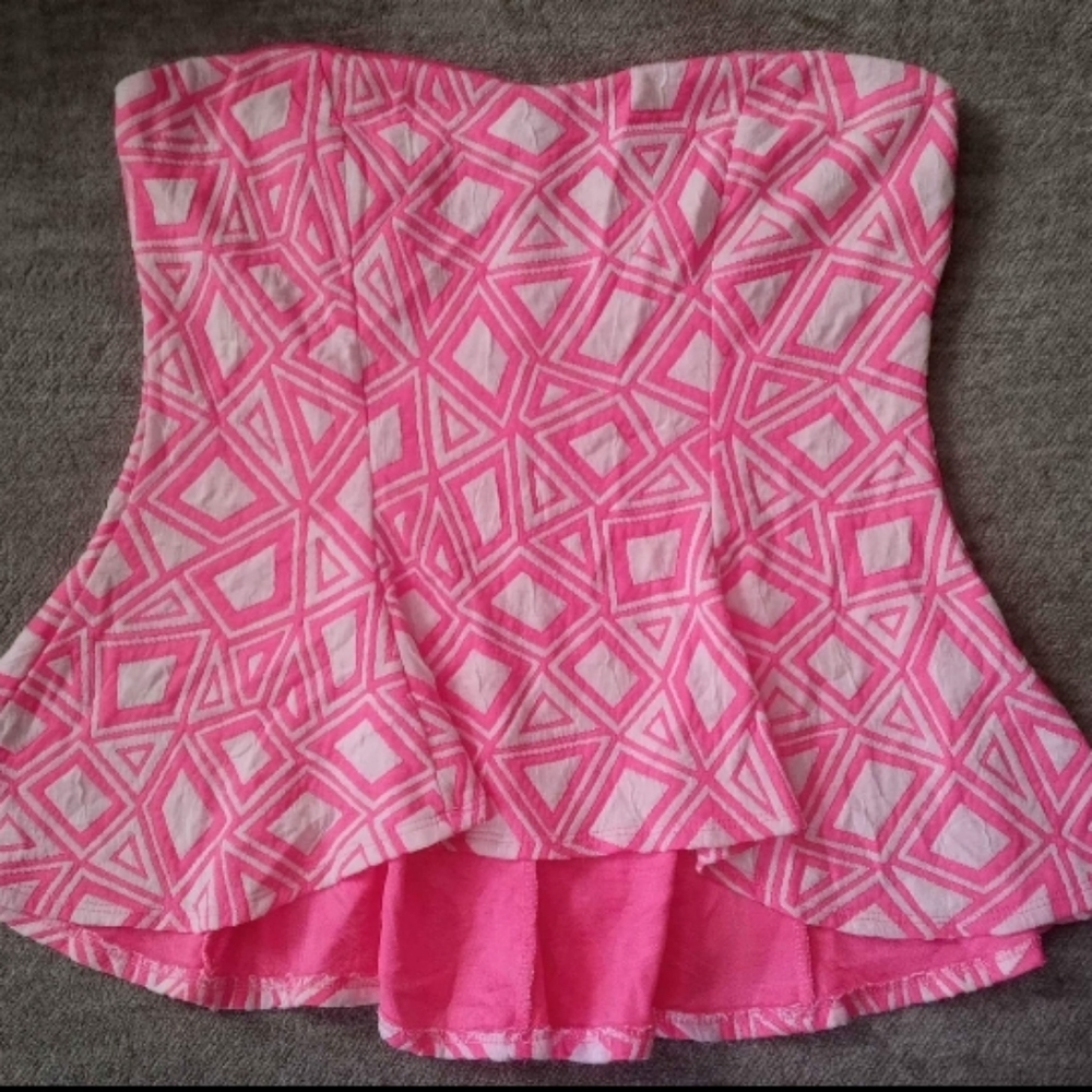 Women's Strapless Top